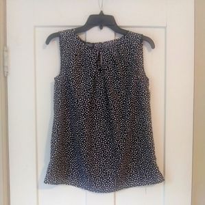 JONES New York Sleeveless Polka Dot Top